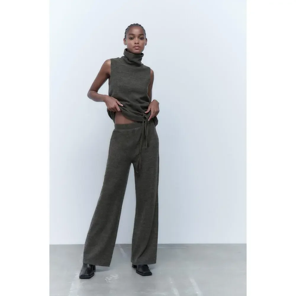 Zara Soft Pants - Picture 1 of 10